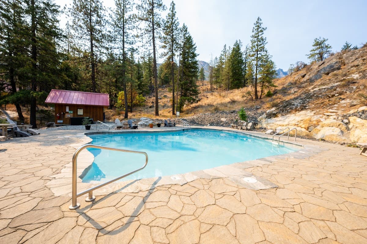 Sleeping Lady Mountain Resort & Spa — photo 3