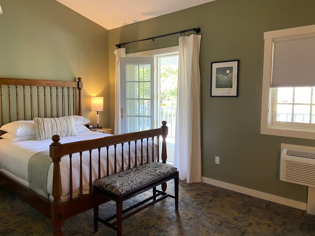 Stowe Village Inn — photo 2