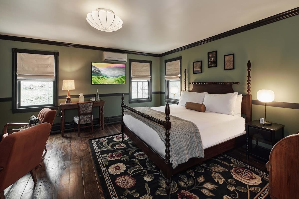 The Constance By The Lenox Collection — photo 4