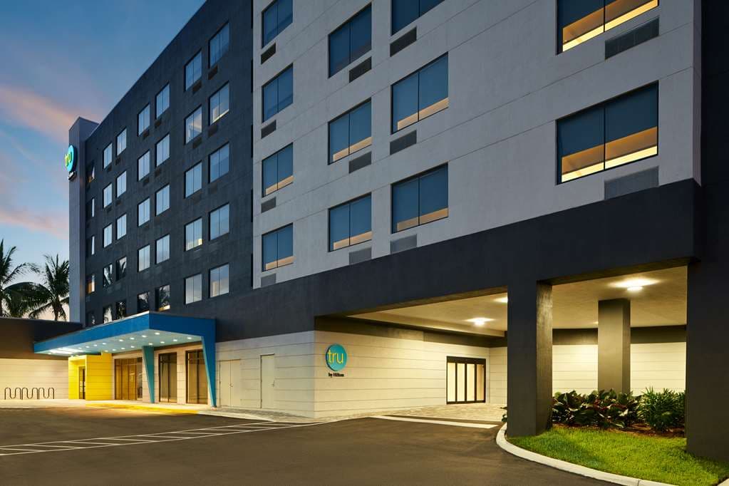 Tru by Hilton Ft. Lauderdale Airport — photo 5