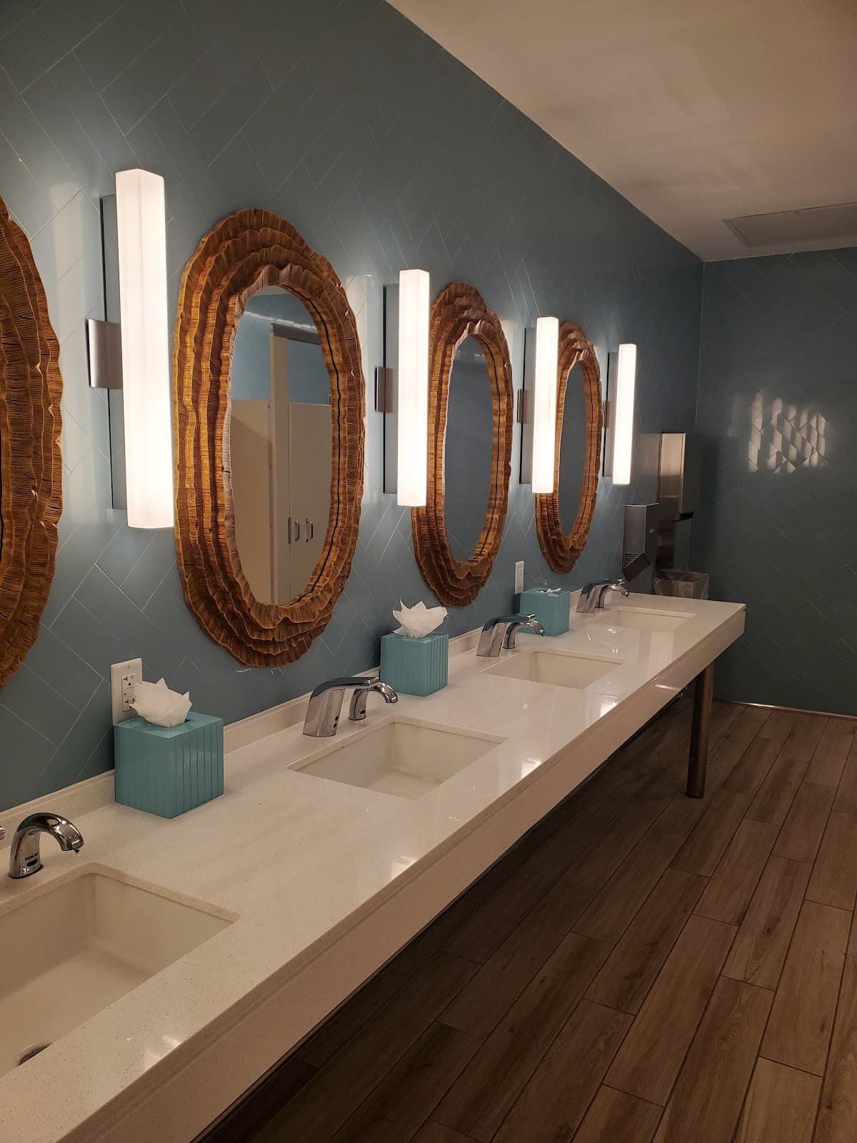 Universal Endless Summer Resort – Surfside Inn and Suites — photo 4